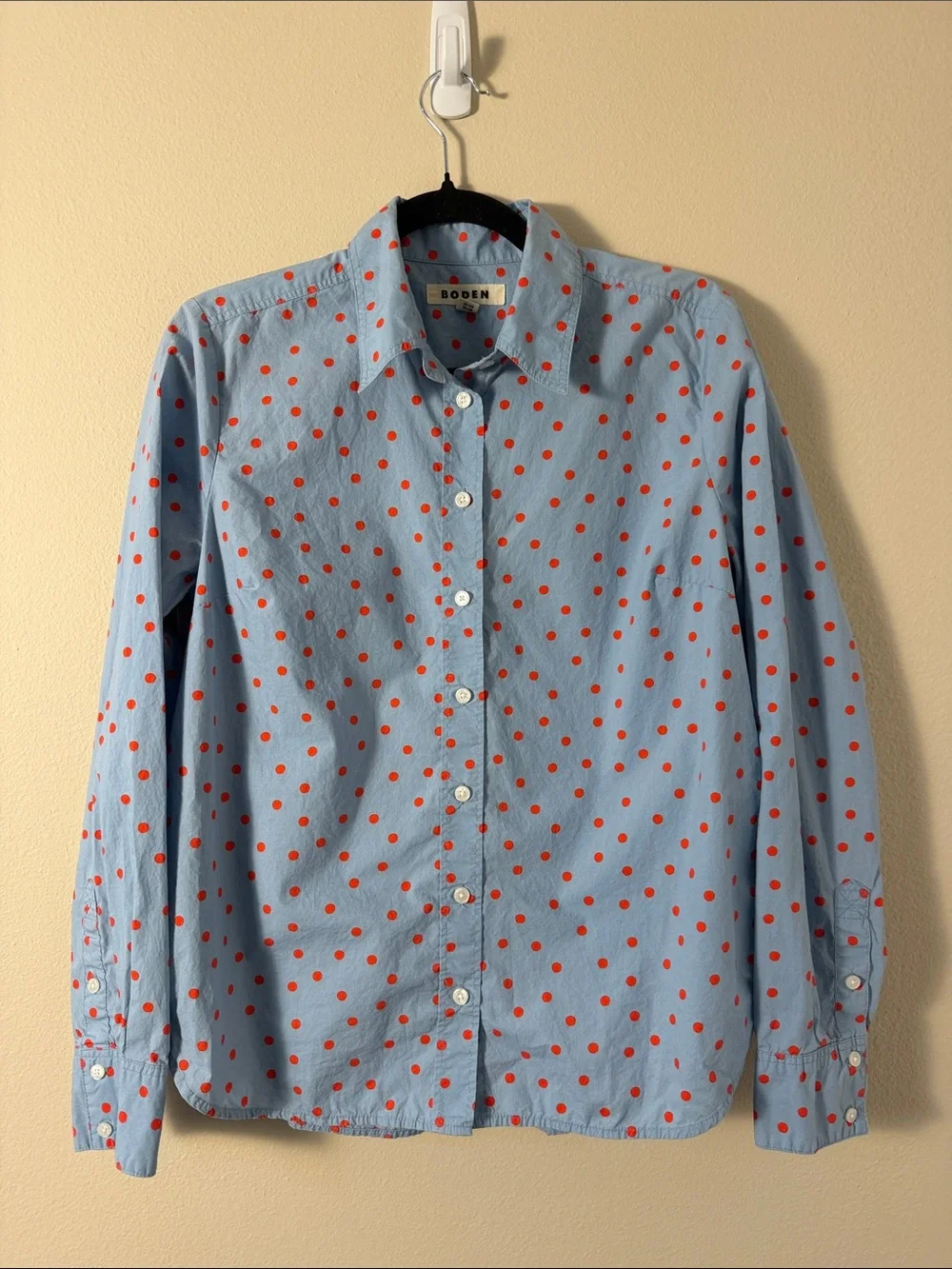 Boden Sienna Polka Dot Button Down Collared Top Shirt Light Blue Red Size 10R - Picture 3 of 12